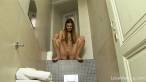 Pissing scene