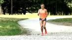 Jogging blonde
