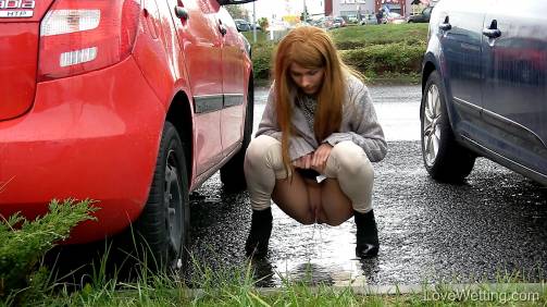 Pissing scene