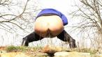Pissing scene