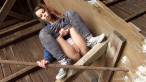 Pissing scene