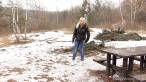 Pissing scene