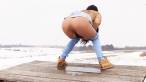Pissing scene