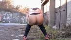 Pissing scene