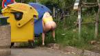 Pissing scene