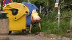 Pissing scene