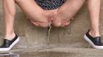 Pissing scene