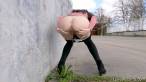Pissing scene