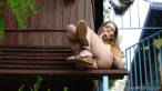 Pissing scene