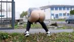Pissing scene