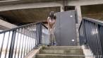 Pissing scene